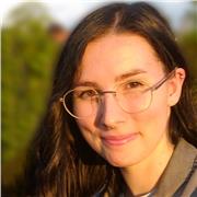 Insegnante madrelingua inglese per aiuto compiti, laureata in Filosofia e Psicologia